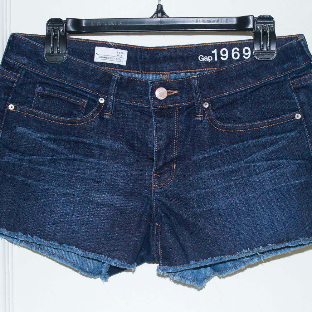 Gap 1969 Summer Cut Offs